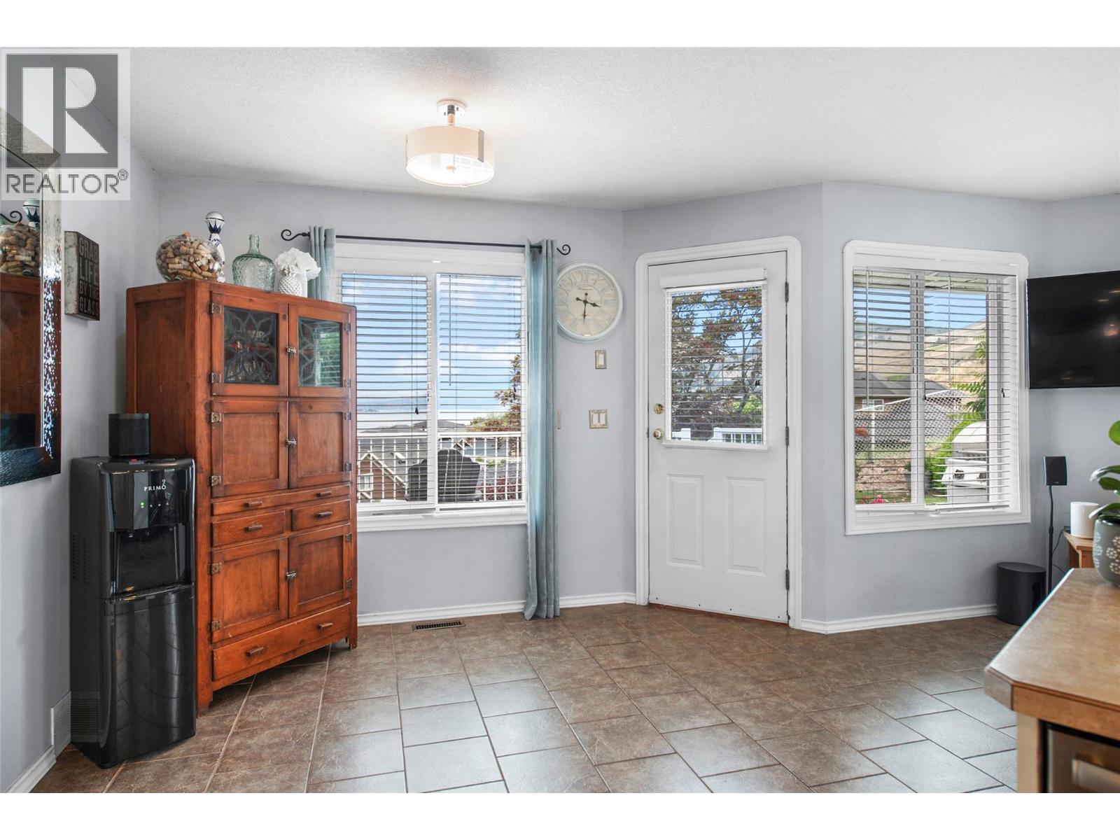 7095 Amber Drive, Vernon