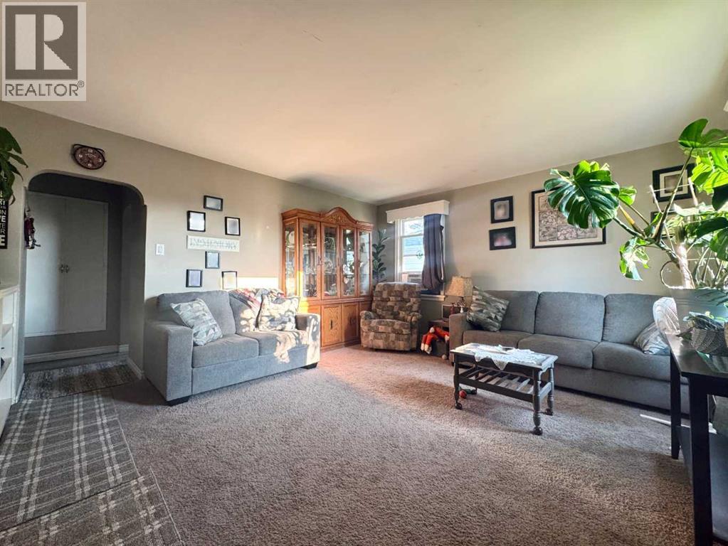 Single Family House Bungalow for Sale in   Street S Glendale Lethbridge 