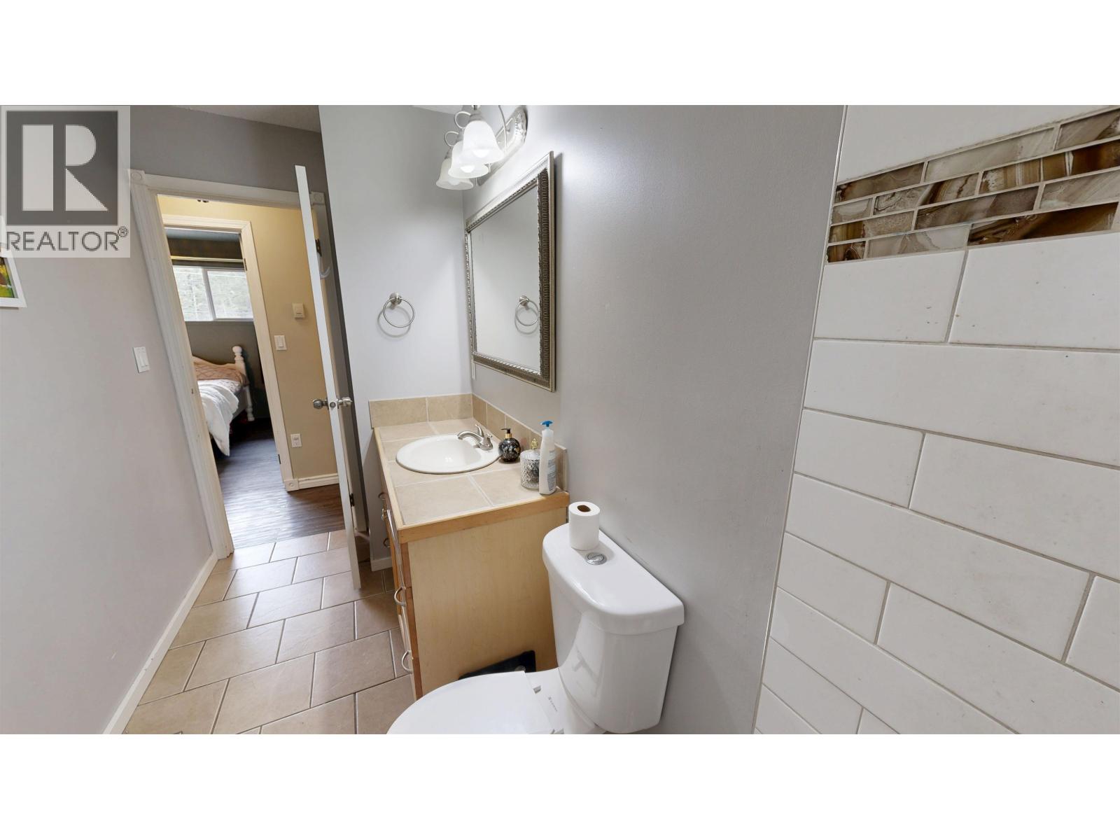 4995 SMITH ROAD - 24