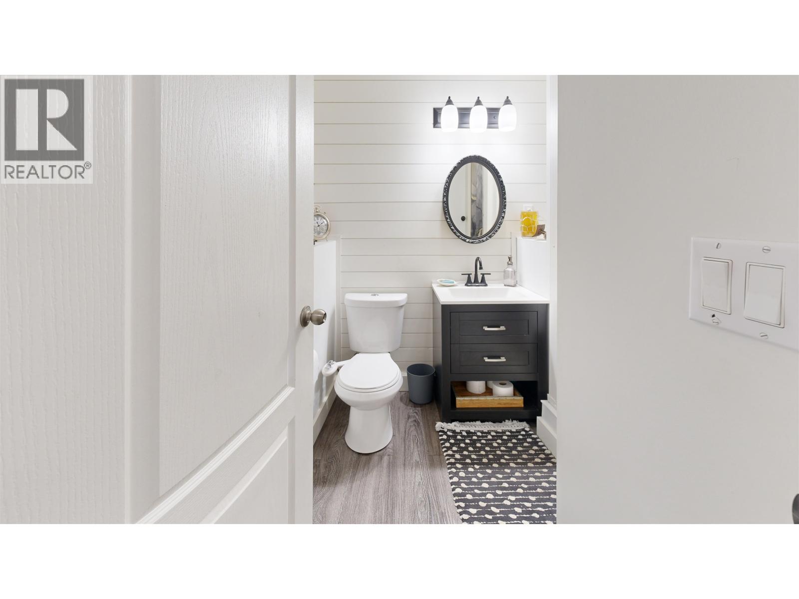 4995 SMITH ROAD - 34