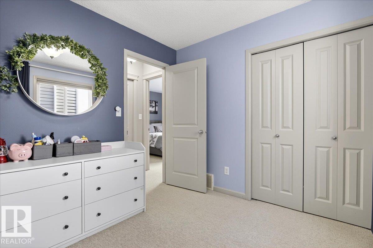 6072 STANTON DR SW, Edmonton