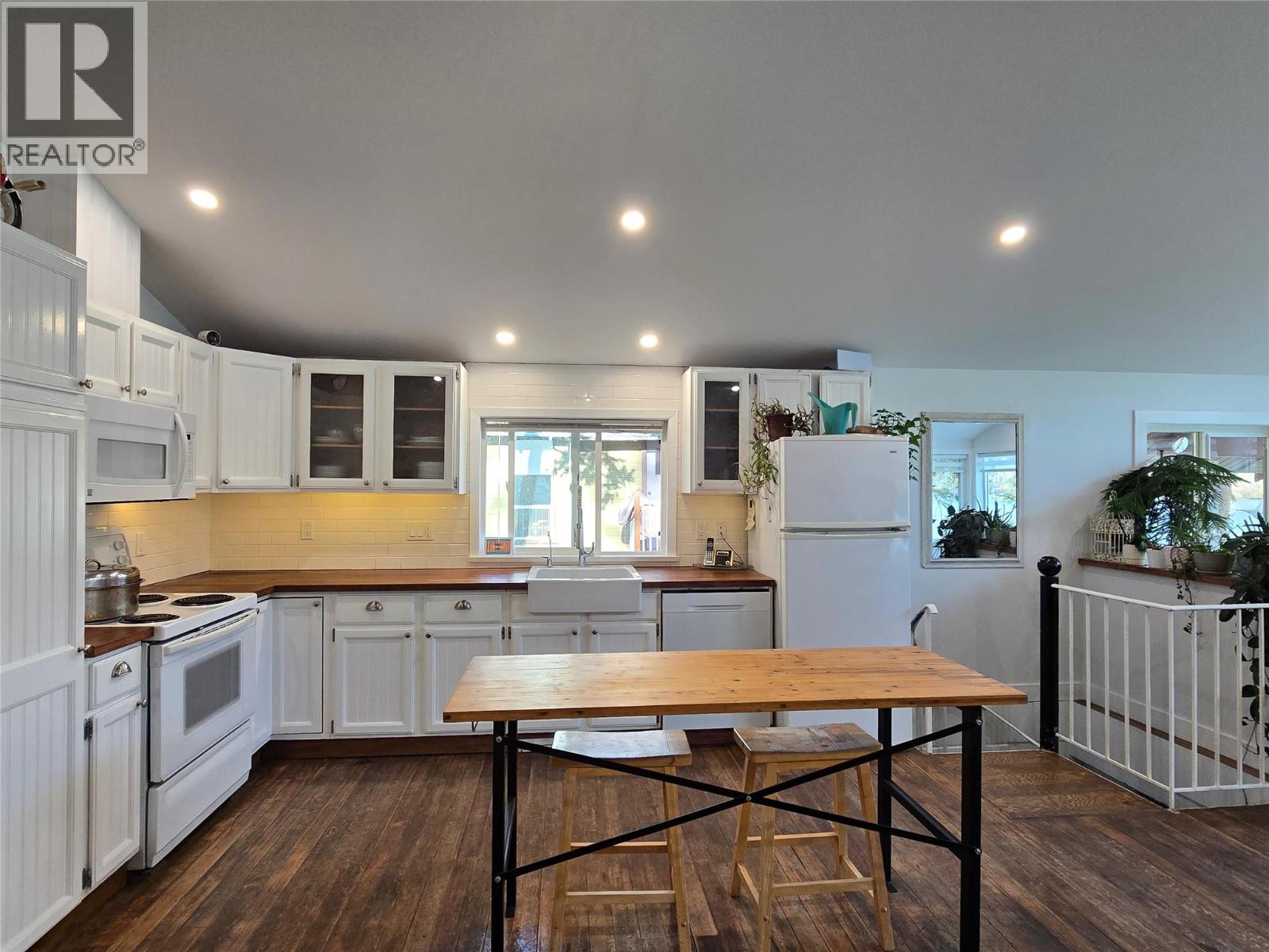2438 Loon Lake Road - 10
