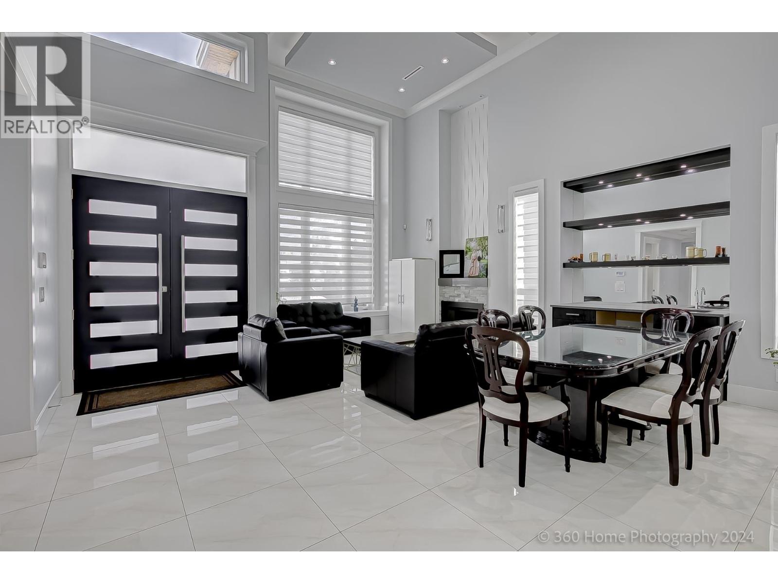 10780 RIVER Drive, Richmond