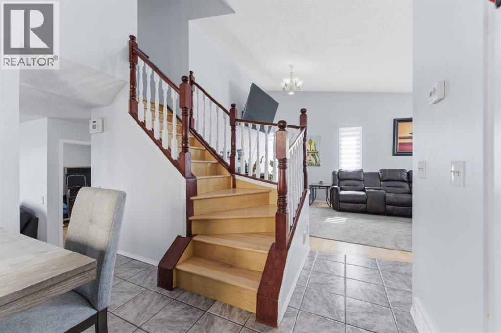 Single Family House 4 Level for Sale in  Applewood Way SE Applewood Park Calgary 