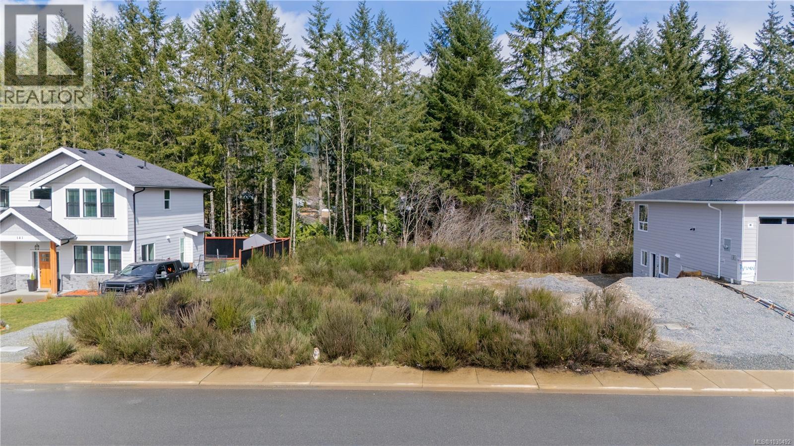 145 Edgewood Dr — photo 3