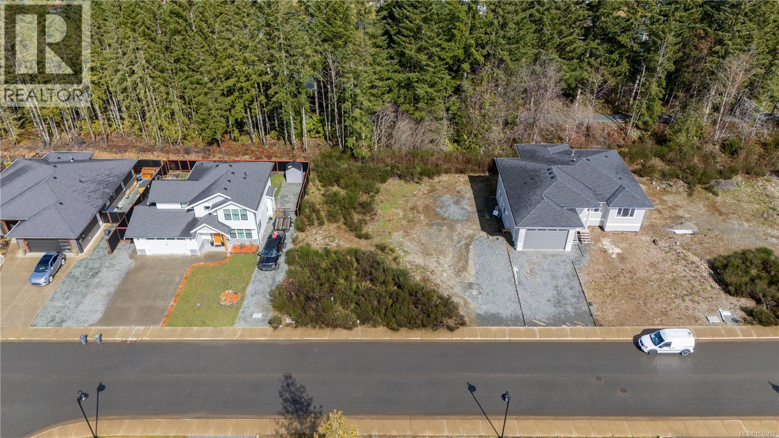 145 Edgewood Dr — photo 5