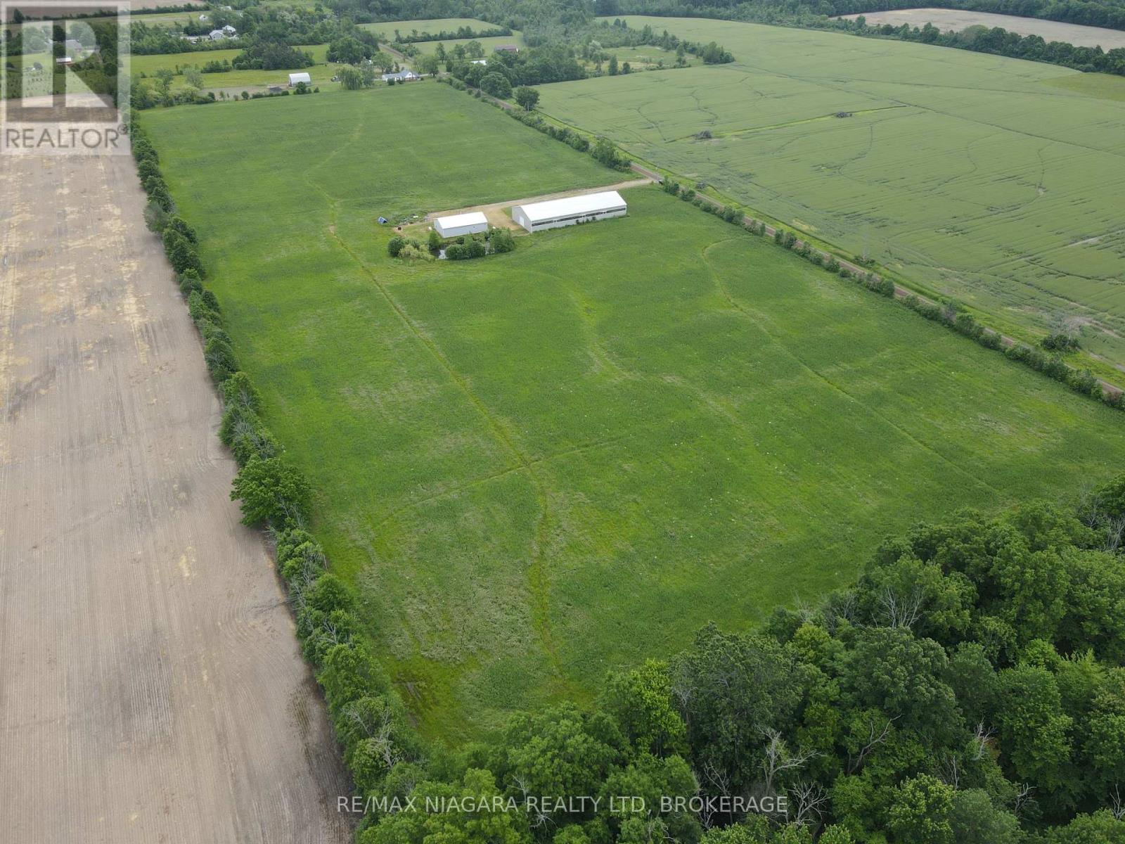 4300 GILMORE ROAD — photo 37