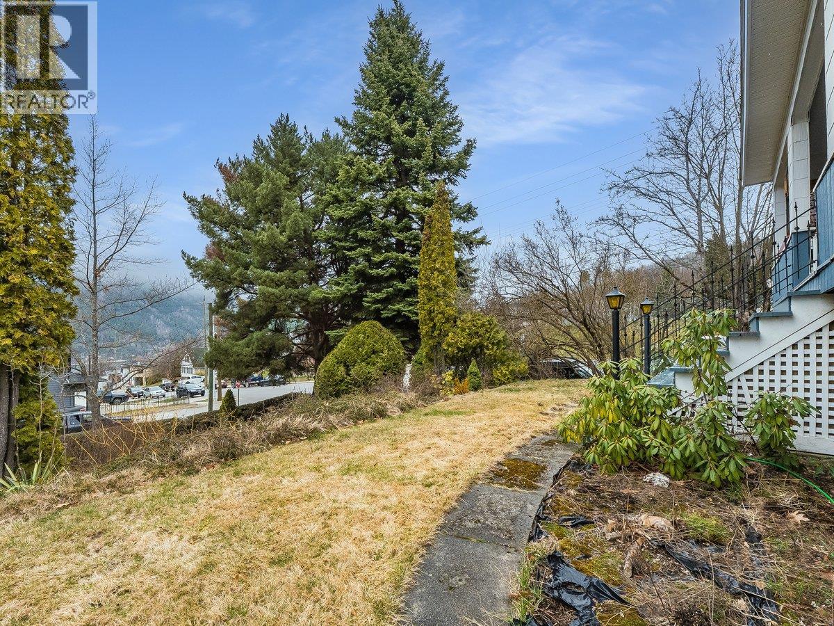 524 Hoover Street, Nelson