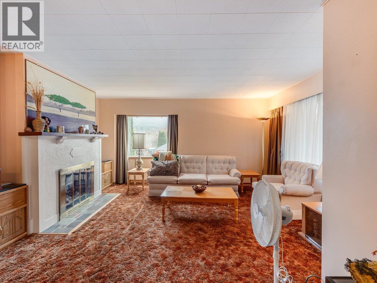 524 Hoover Street, Nelson