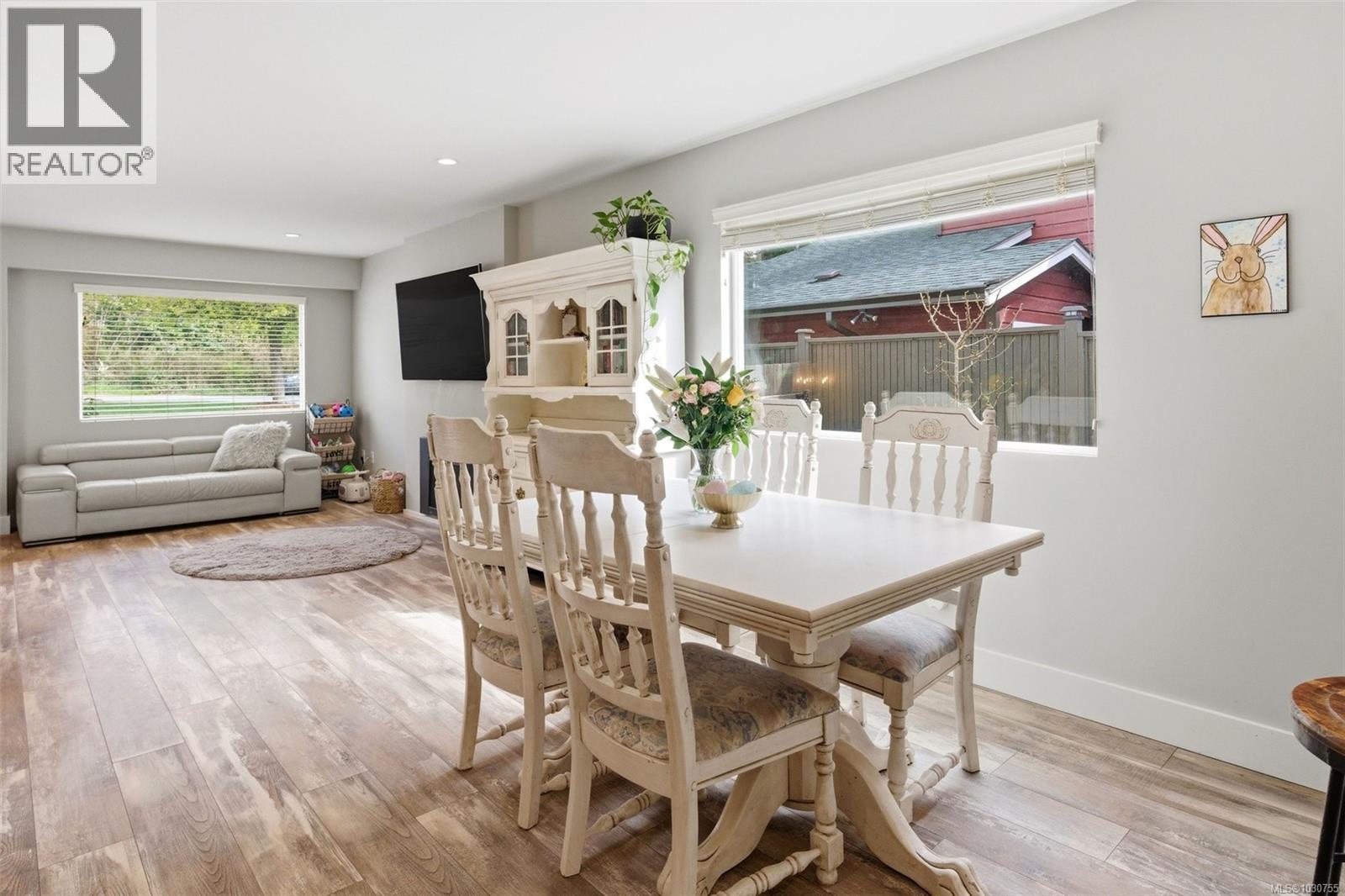 Single Family House Other for Sale in  Miller Ave Saanich 