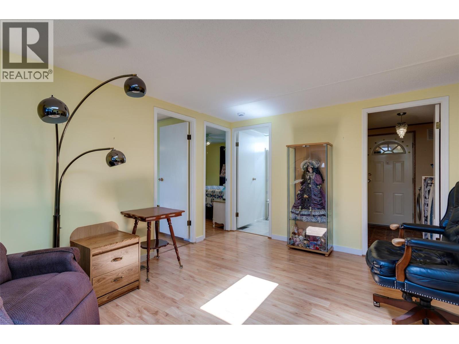 #191 720 COMMONWEALTH ROAD - 22