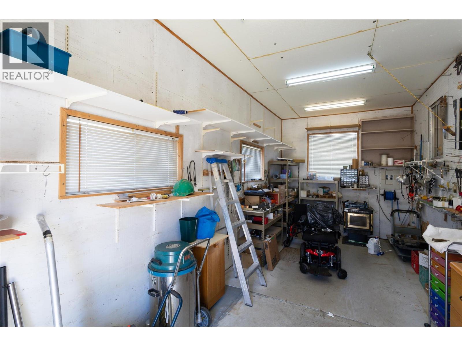 #191 720 COMMONWEALTH ROAD - 36