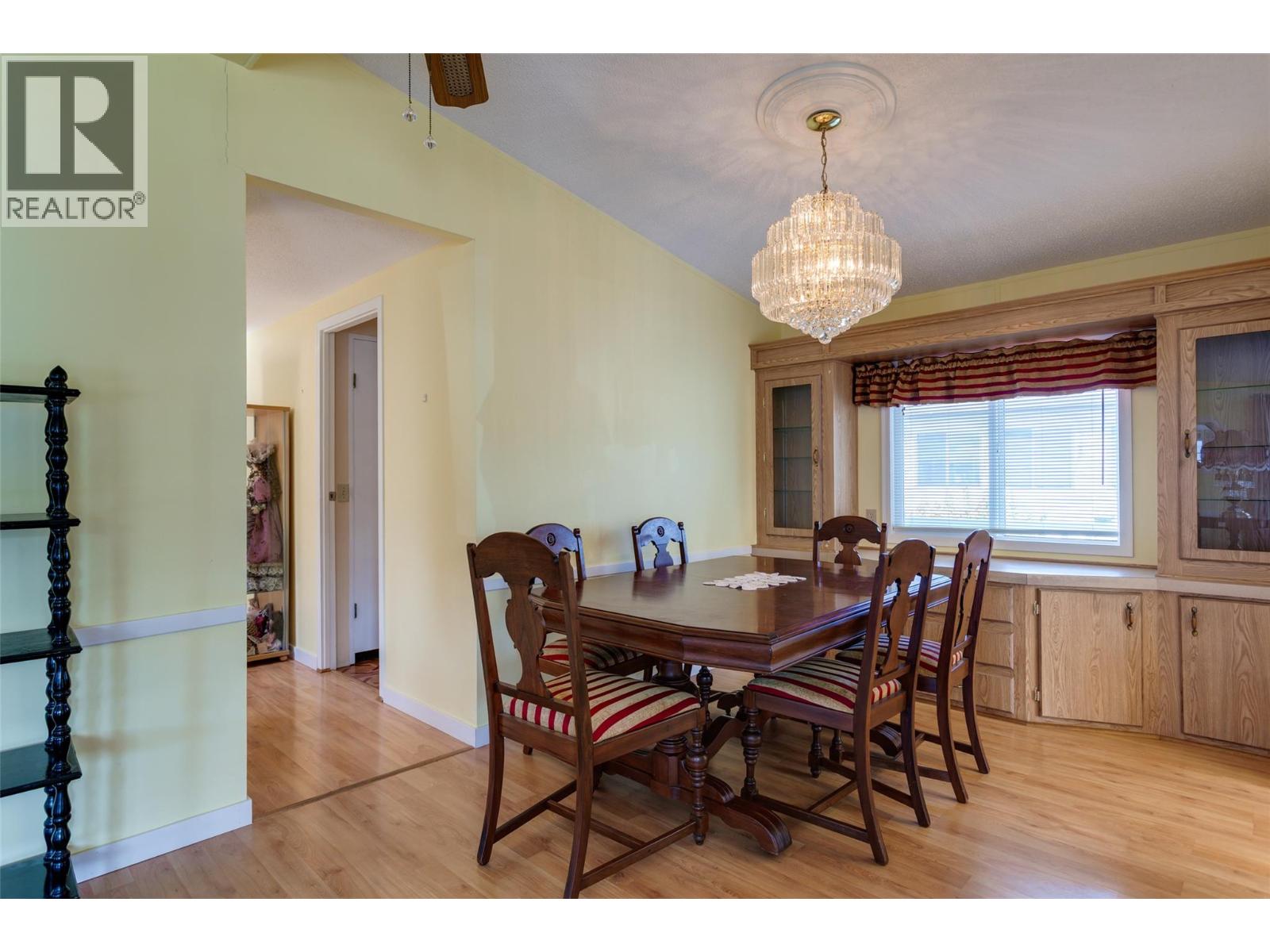 #191 720 COMMONWEALTH ROAD - 18