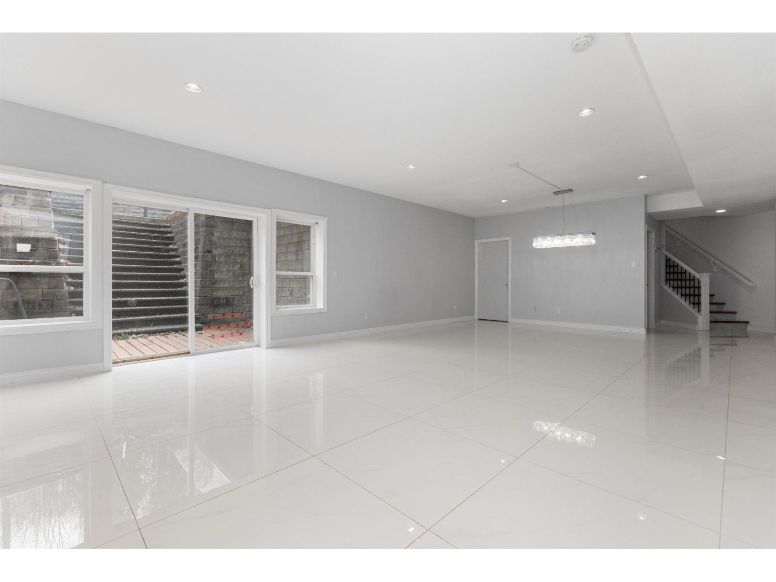 5782 JINKERSON ROAD, Promontory, Chilliwack