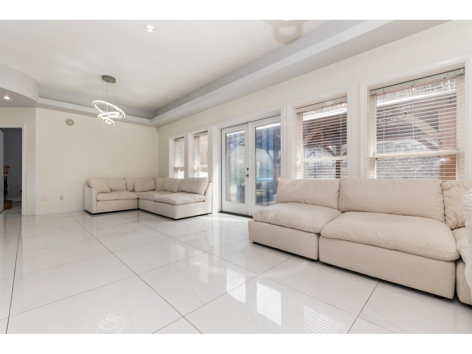 5782 JINKERSON ROAD, Promontory, Chilliwack