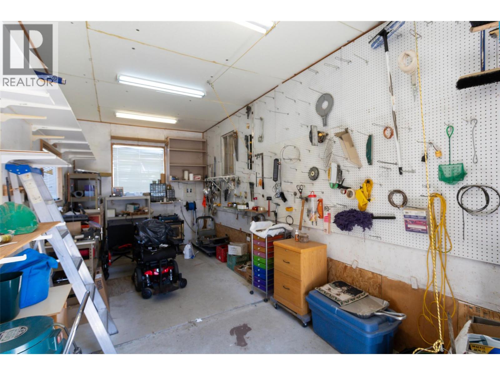 #191 720 COMMONWEALTH ROAD - 37