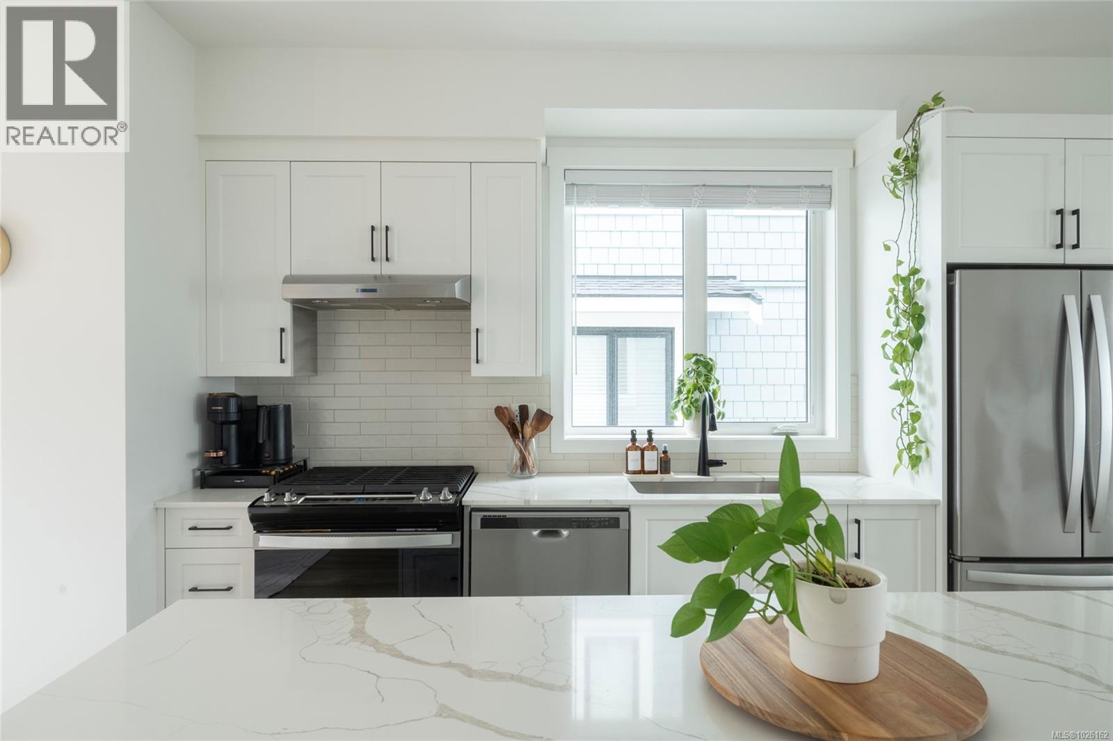 46 255 Caspian Drive, Colwood