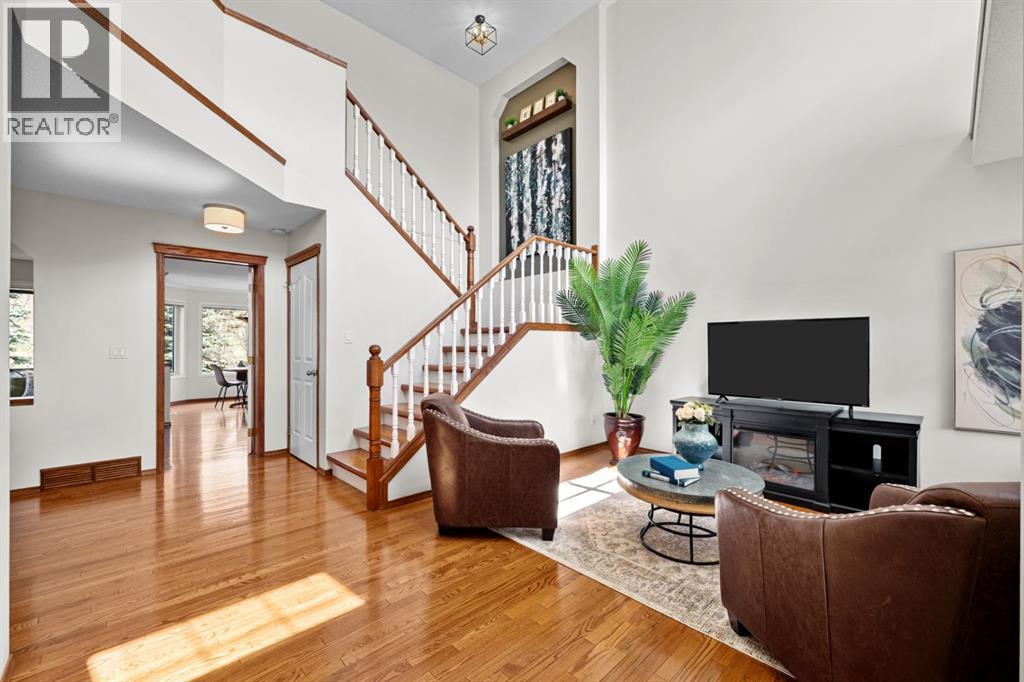 18 Gleneagles View, Cochrane