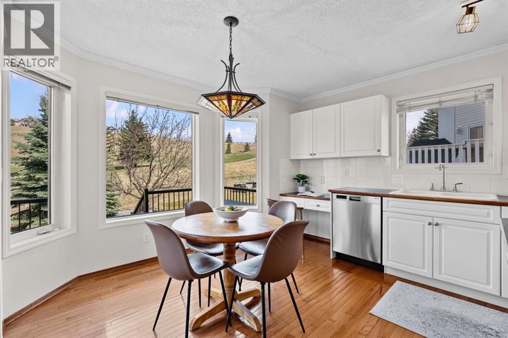 18 Gleneagles View, Cochrane