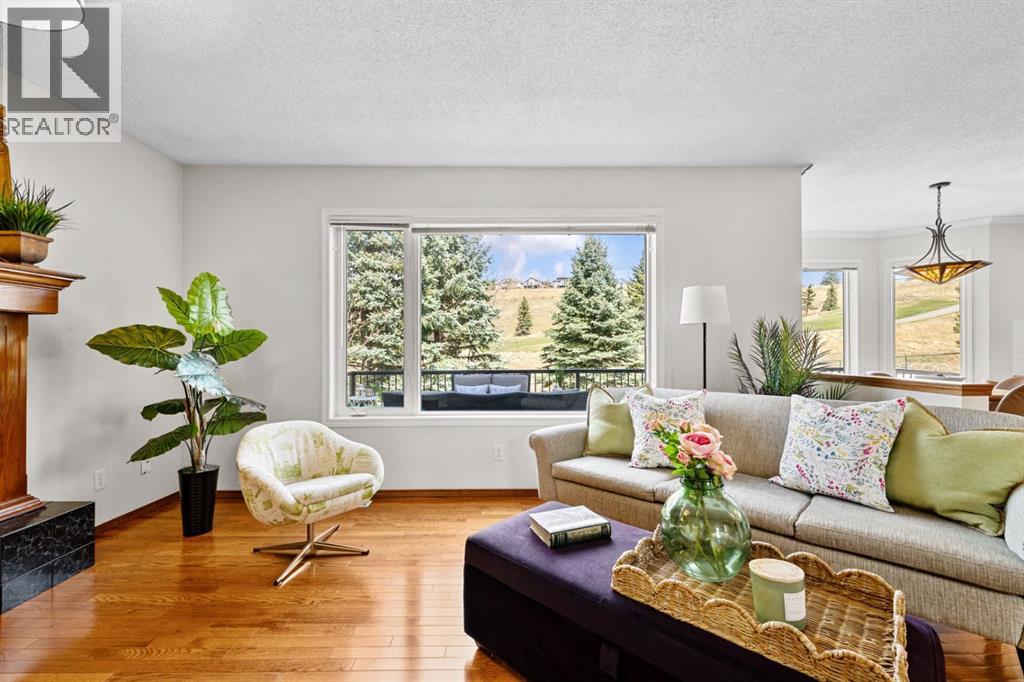 18 Gleneagles View, Cochrane