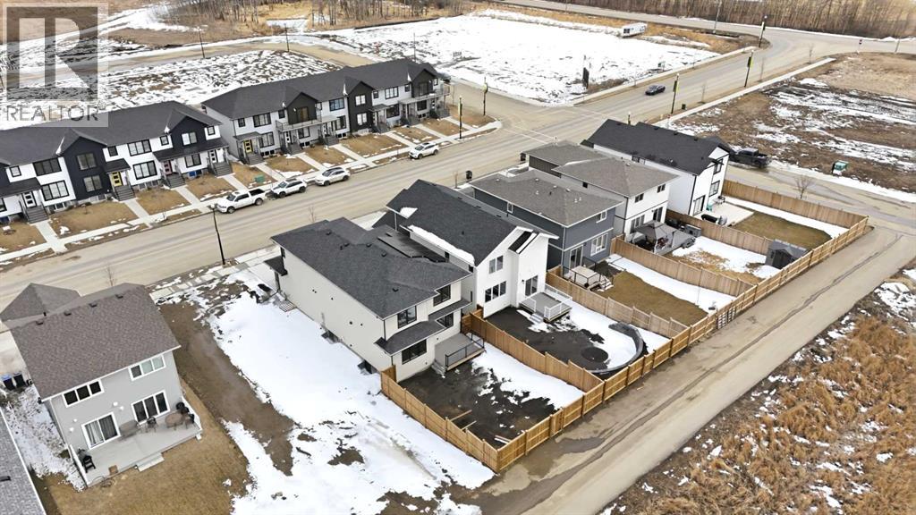 115 Crestview Boulevard, Sylvan Lake