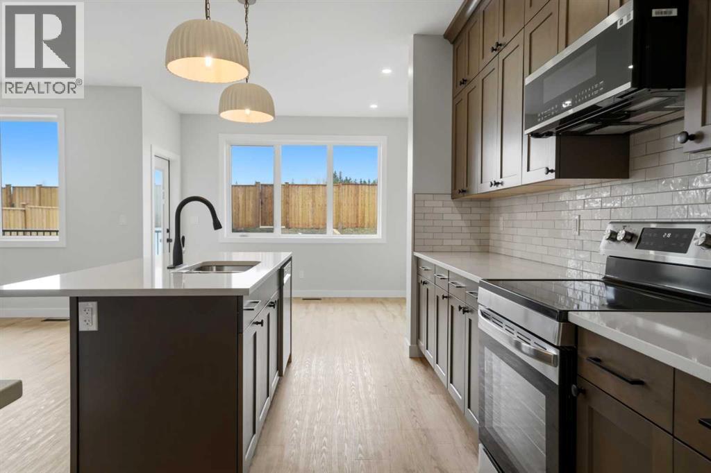 115 Crestview Boulevard, Sylvan Lake