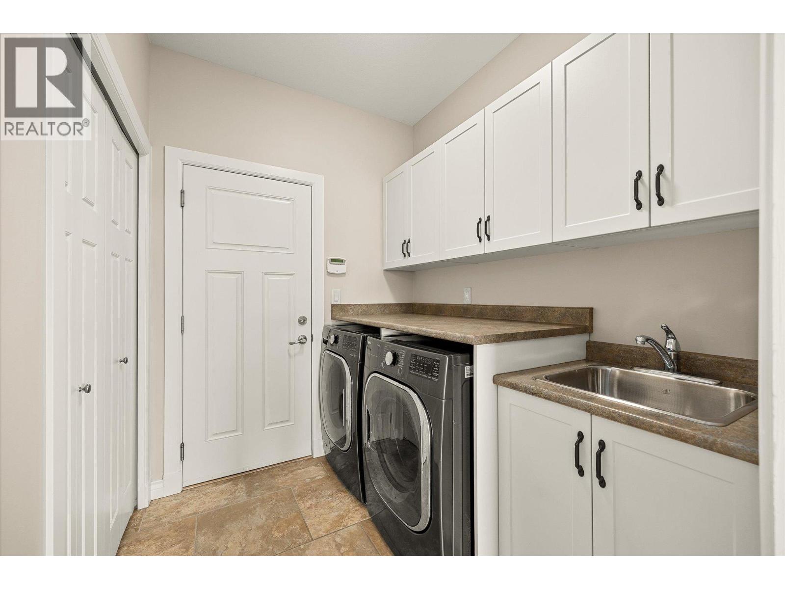 3840 Siringo Lane, Westbank