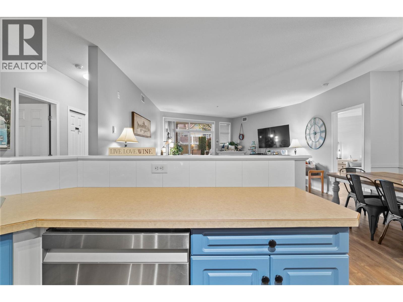 1088 Sunset Drive Unit# 331, Kelowna