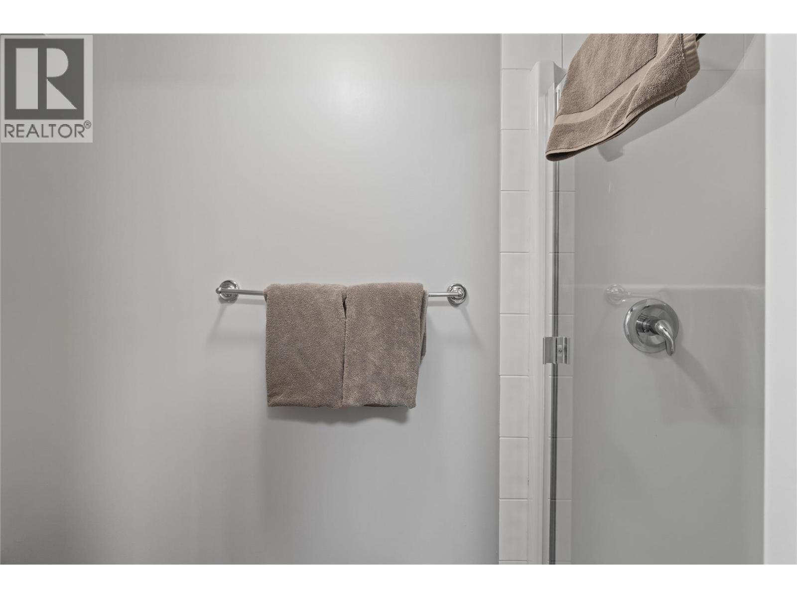 1088 Sunset Drive Unit# 331, Kelowna