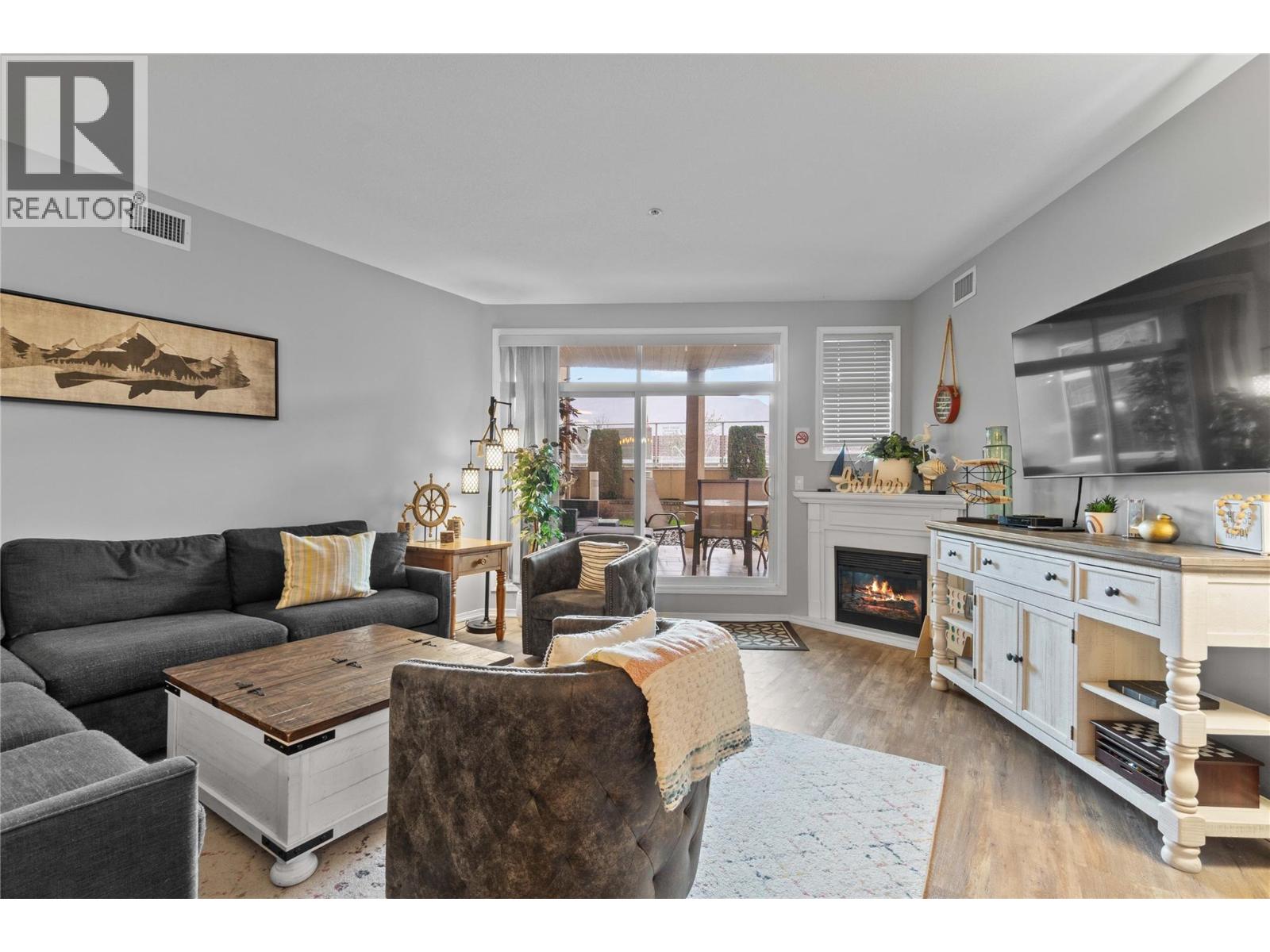 1088 Sunset Drive Unit# 331, Kelowna
