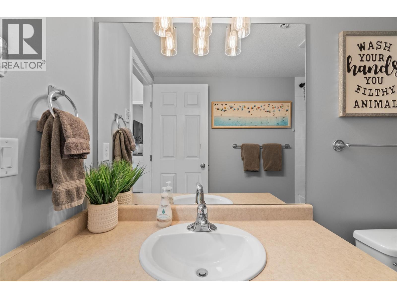 1088 Sunset Drive Unit# 331, Kelowna