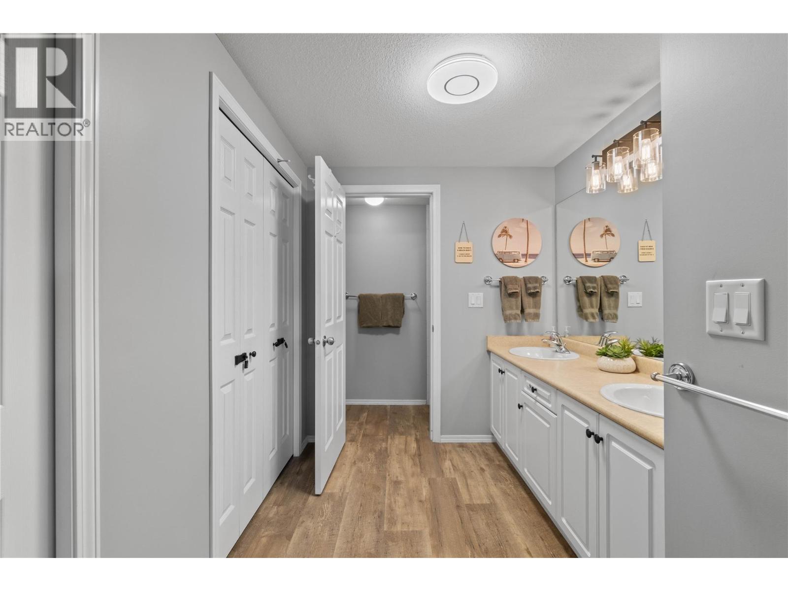 1088 Sunset Drive Unit# 331, Kelowna