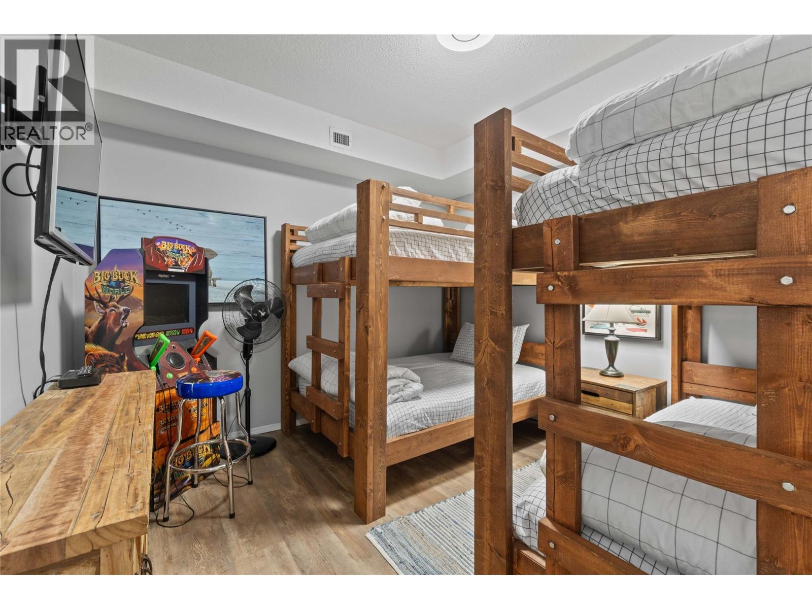 1088 Sunset Drive Unit# 331, Kelowna