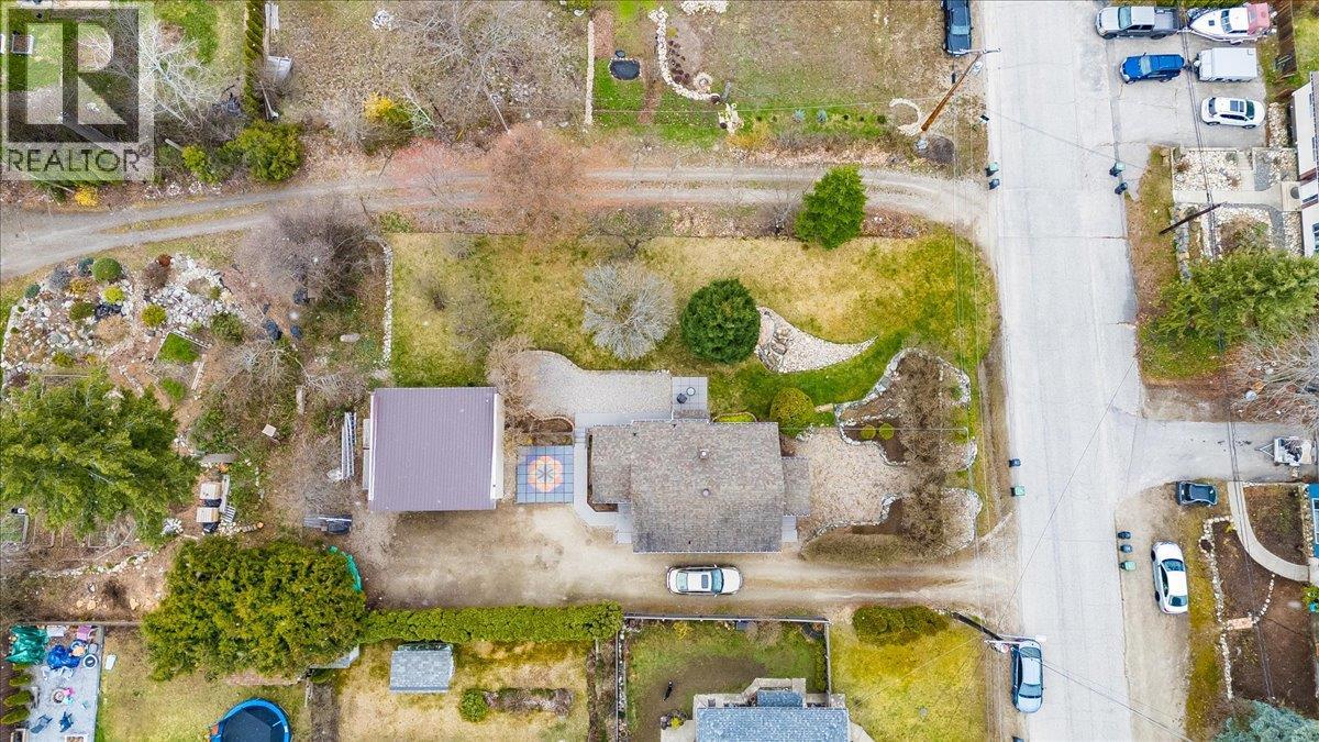 1115 7TH Avenue, Castlegar