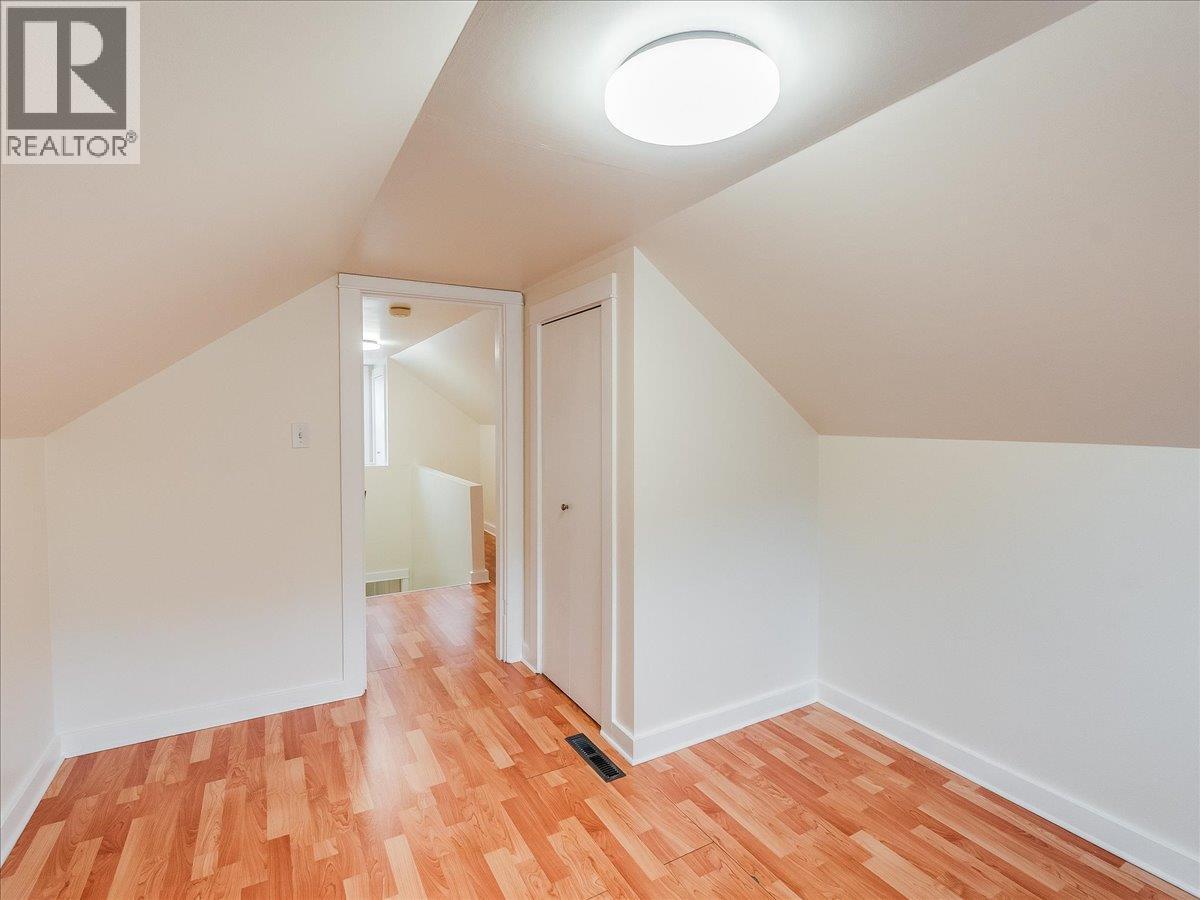 1115 7TH Avenue, Castlegar