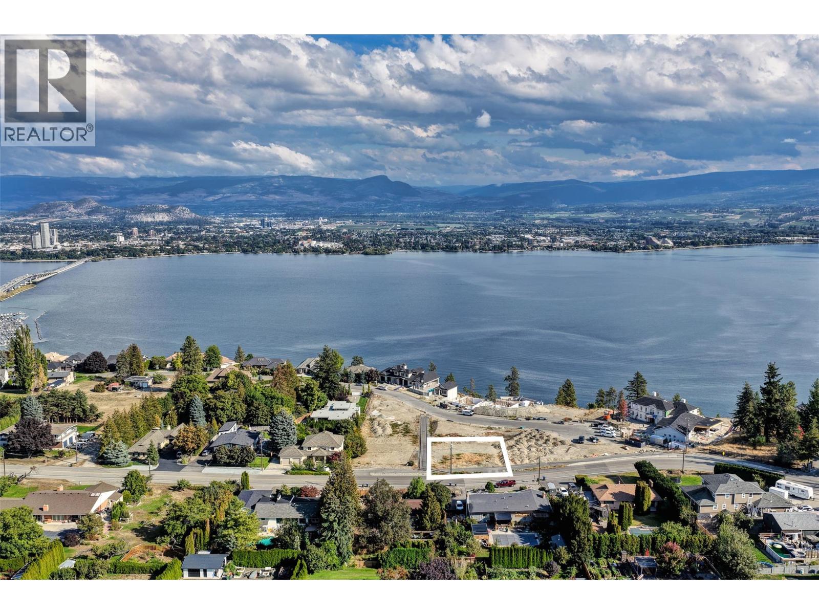 2353 Thacker Drive, West Kelowna