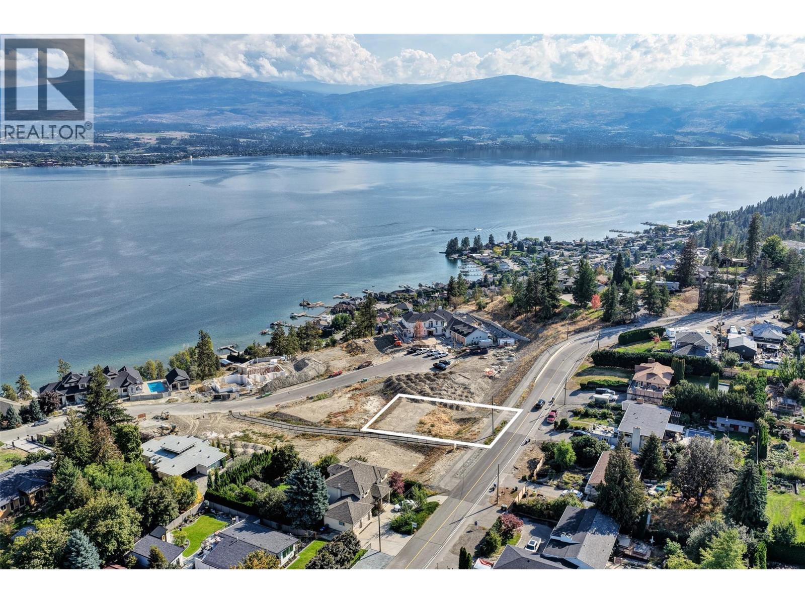 2353 Thacker Drive, West Kelowna