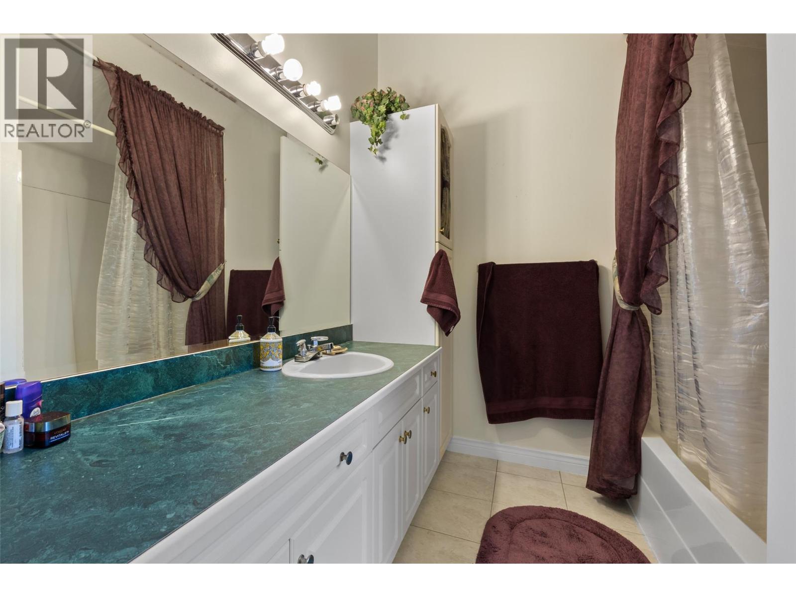 4702 Westsyde Road, Kamloops