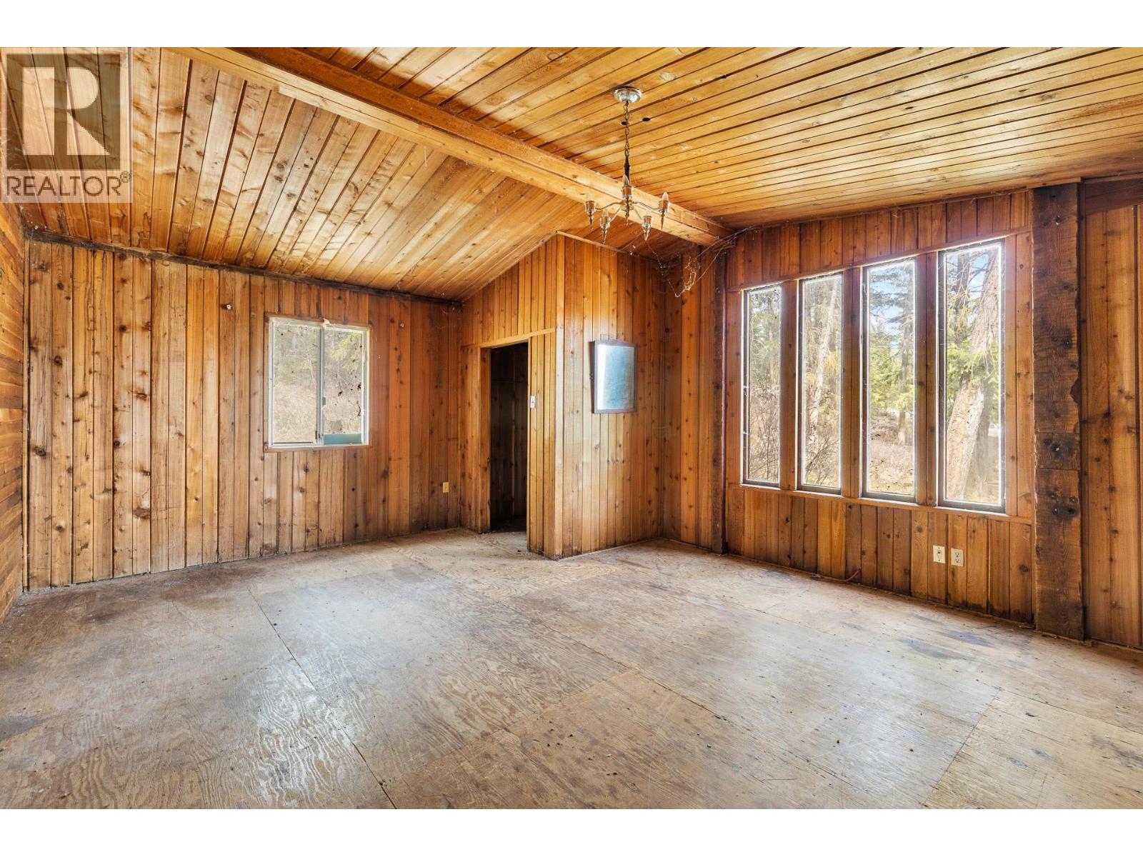 3525 Mathews Road, Kelowna