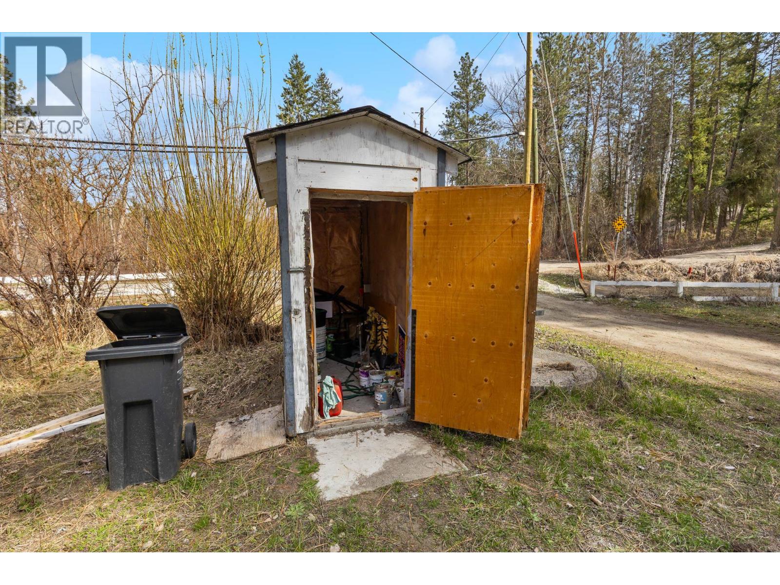 3525 Mathews Road, Kelowna