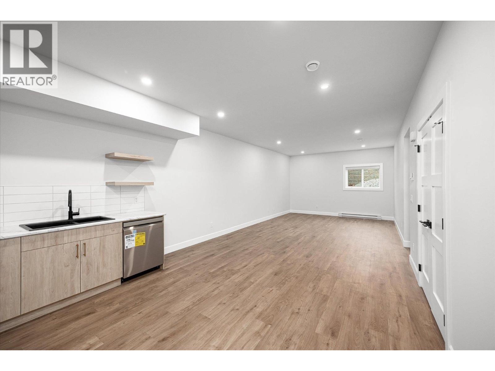 167 Heldon Court, West Kelowna