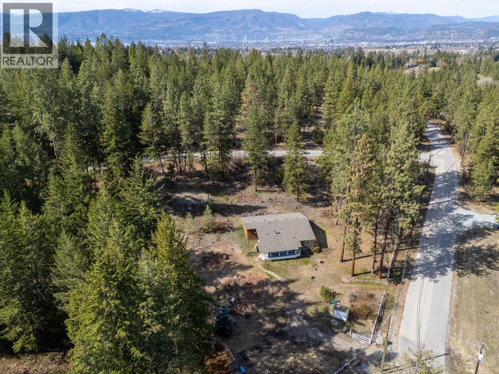 3525 Mathews Road, Kelowna