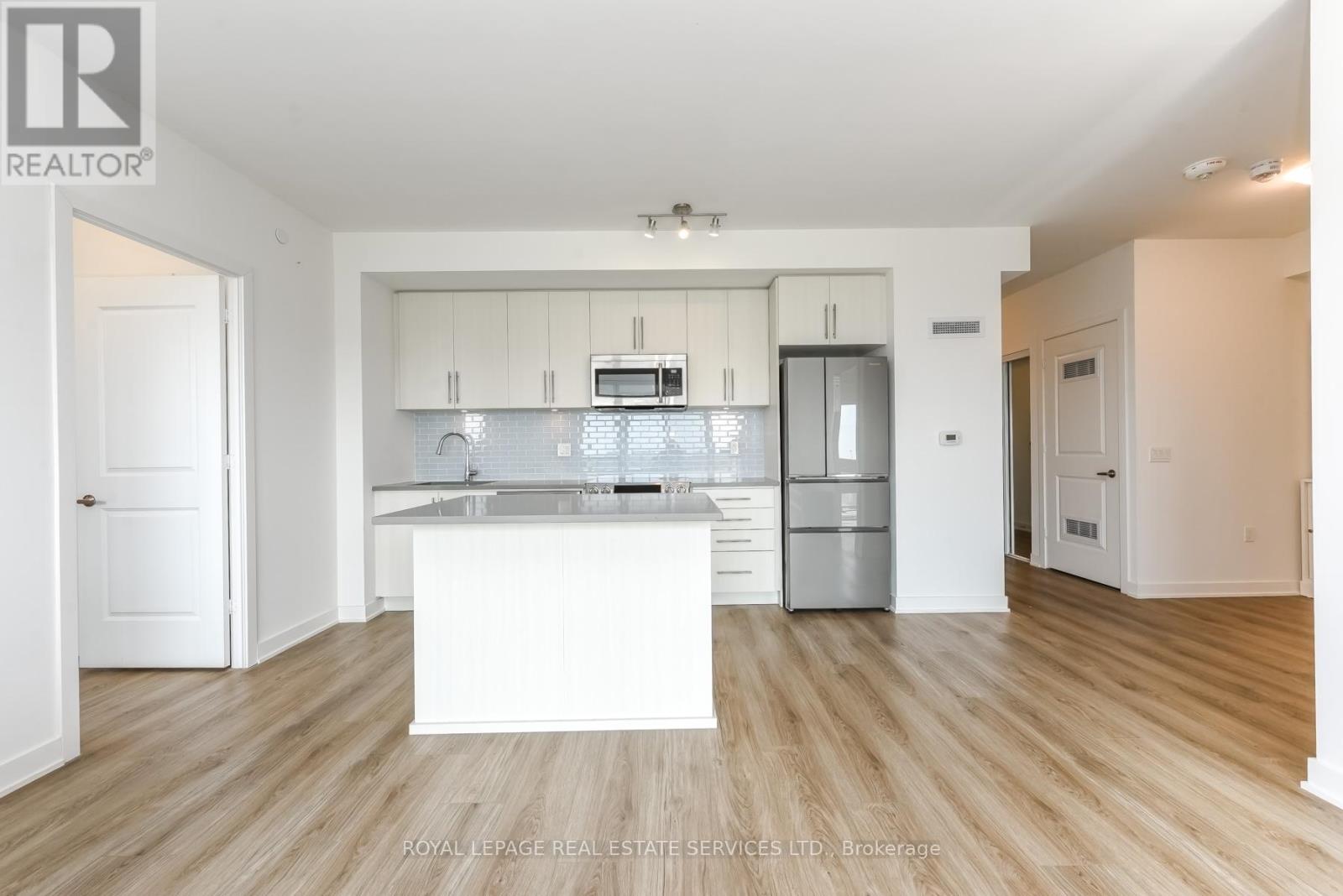 #607 4677 GLEN ERIN DRIVE - 18
