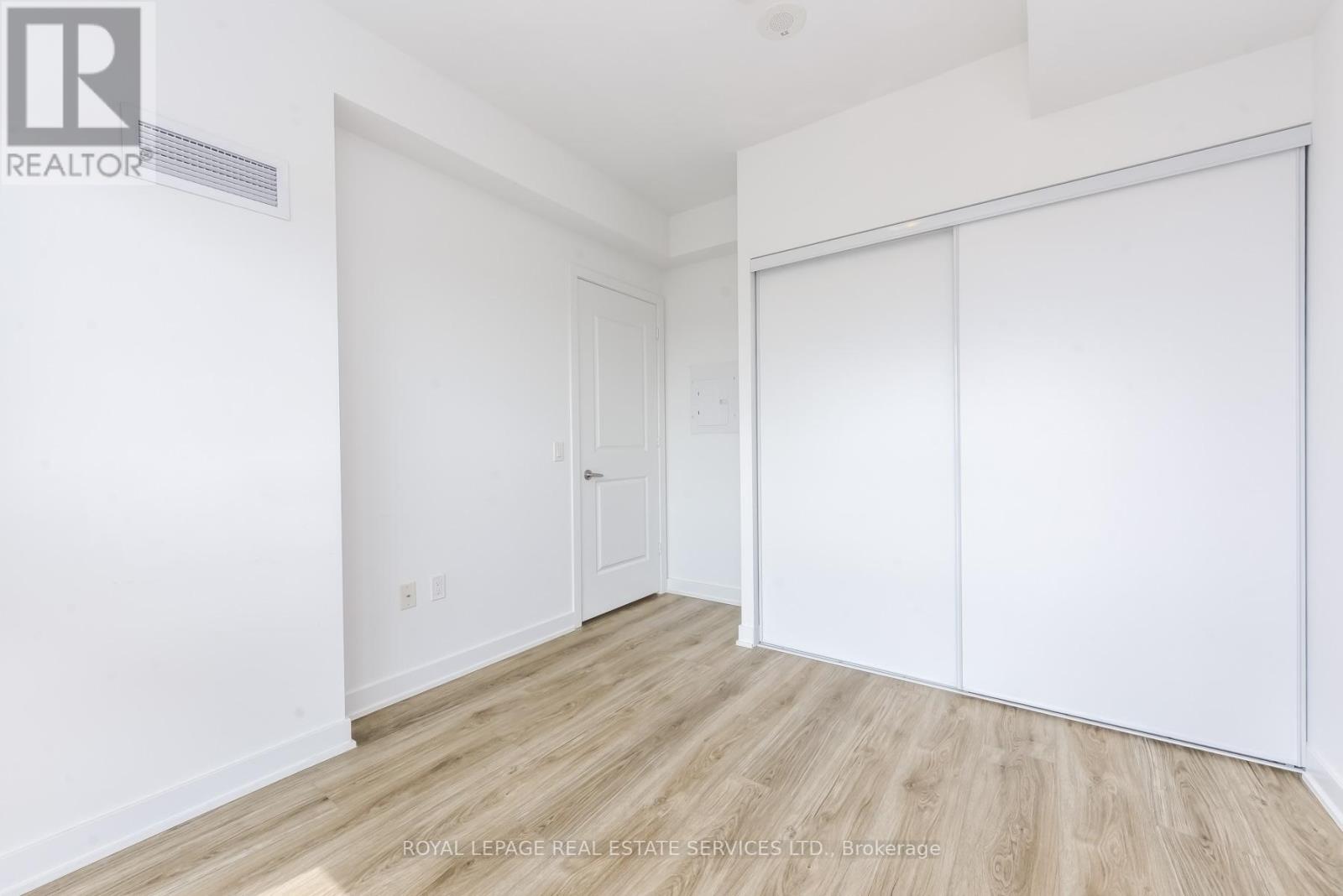 #607 4677 GLEN ERIN DRIVE - 23