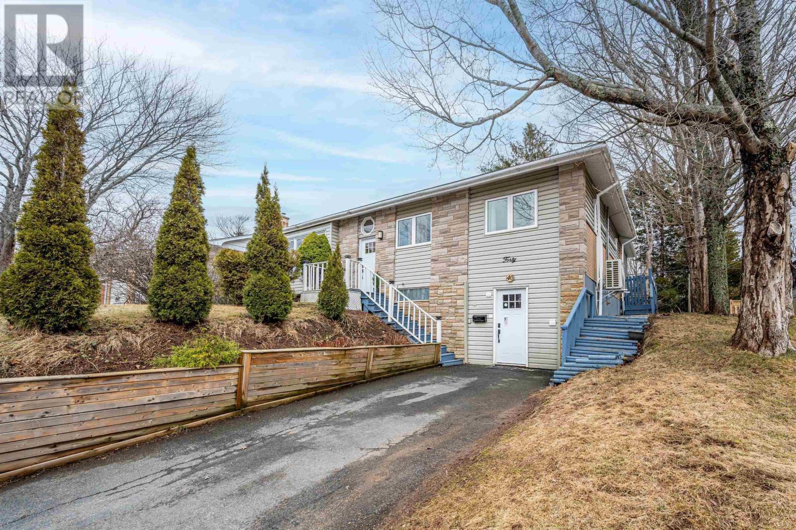 Property photo of 40 Gateway Road