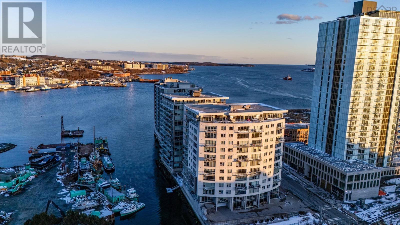 Property 32 of 34 of 305 15 Kings Wharf Place