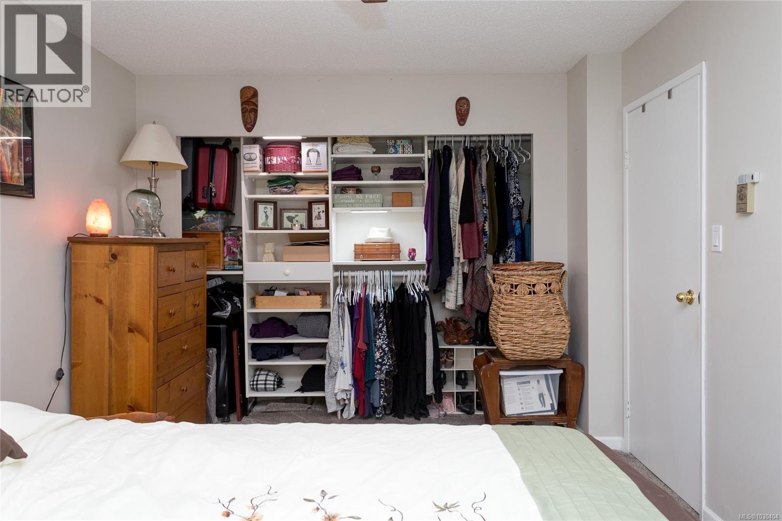 11 333 Robert Street, Victoria