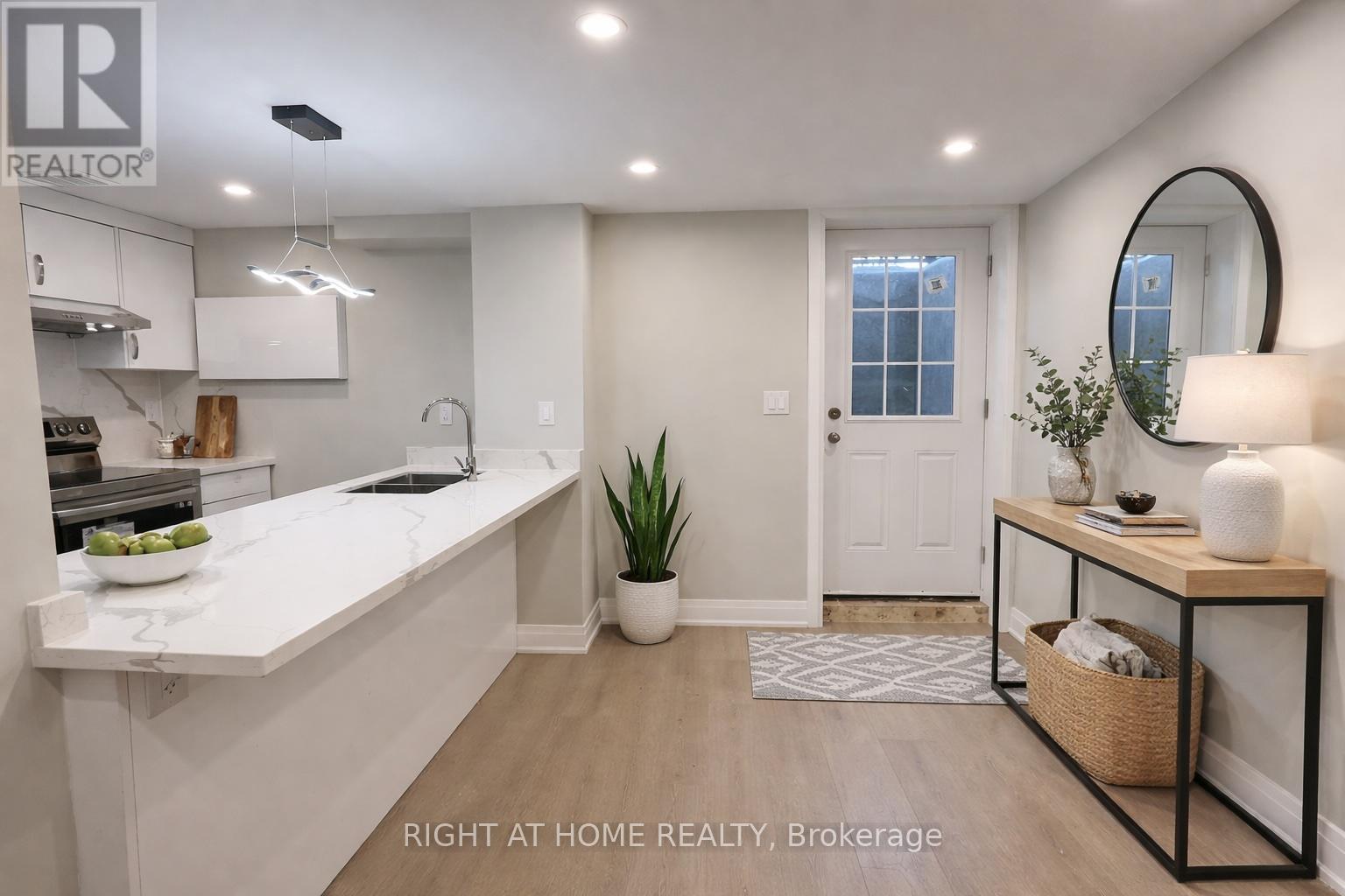 LOWER - 3551 AUTUMNLEAF CRESCENT