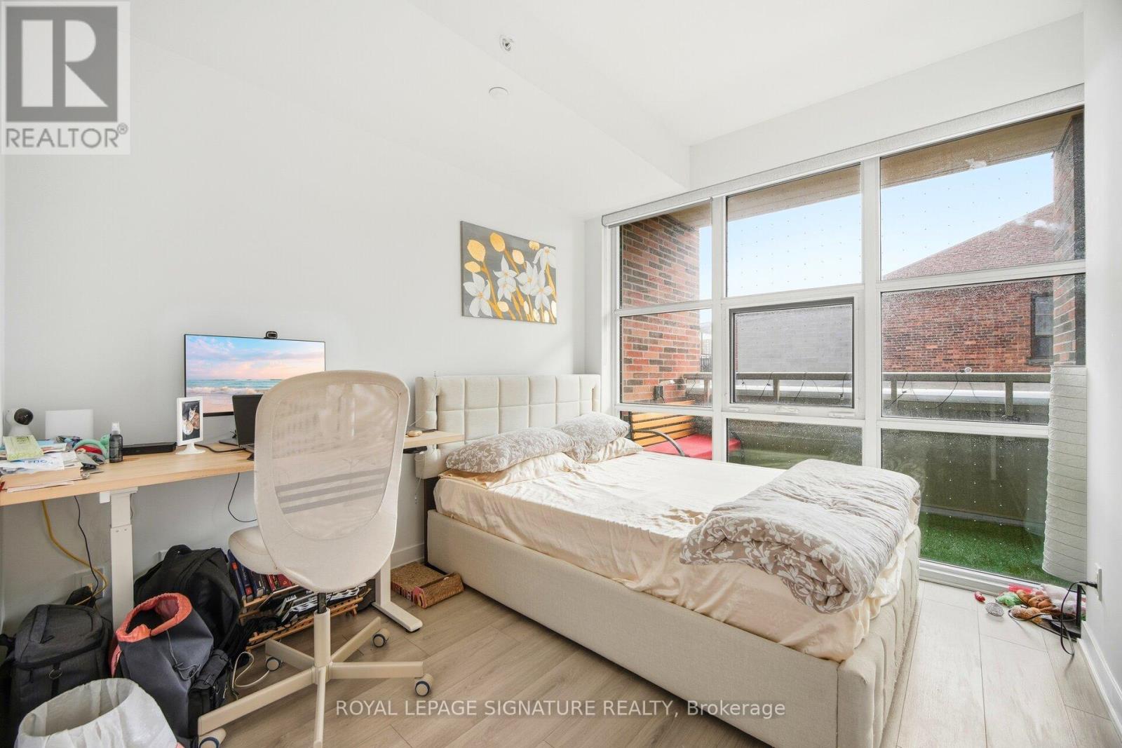 #208 1787 ST CLAIR AVENUE W - 18