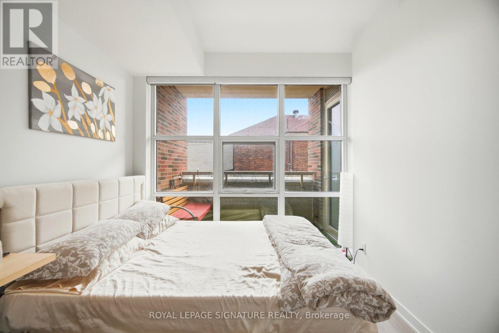 #208 1787 ST CLAIR AVENUE W - 19